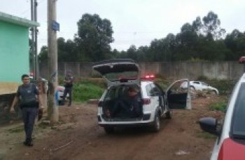 Em 7 horas, dois carros roubados são recuperados pela PM em Mogi