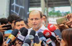 Prefeitura e Estado prometem reavaliar a segurança escolar