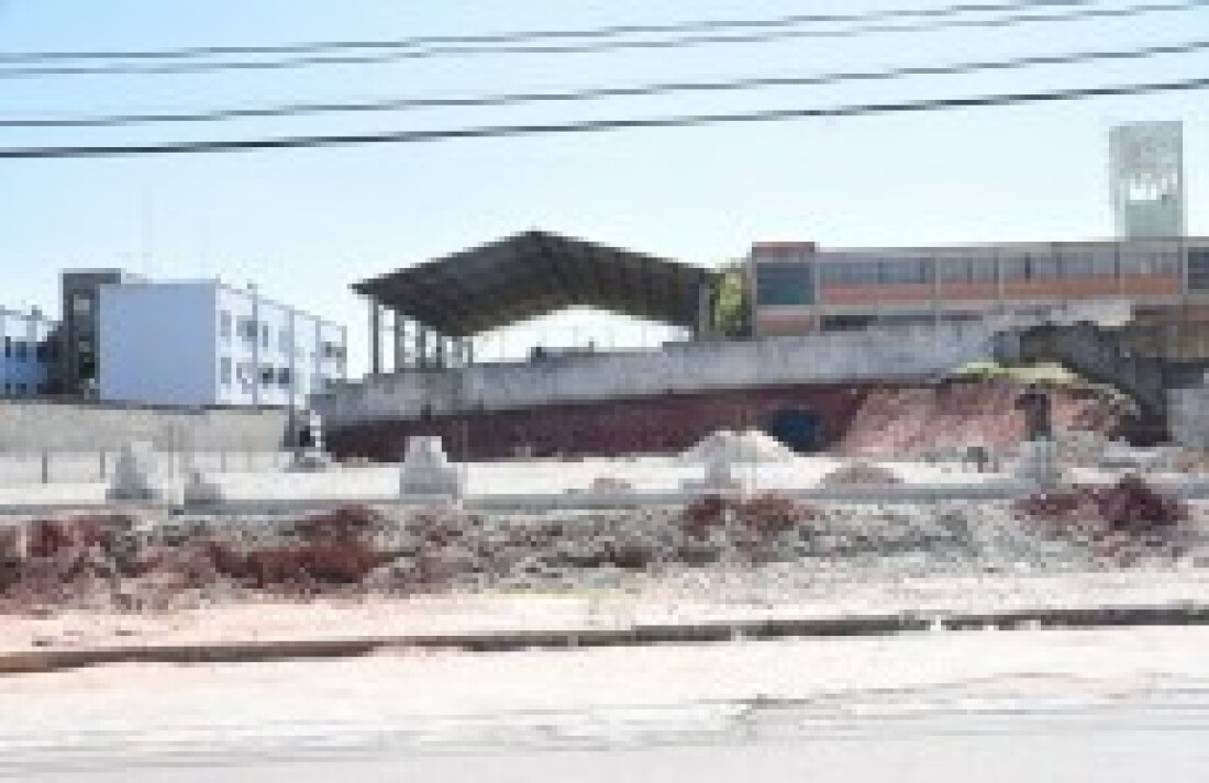Unidades também receberão campos de futebol society