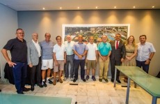 Diretoria apresenta clube digital aos ex-presidentes