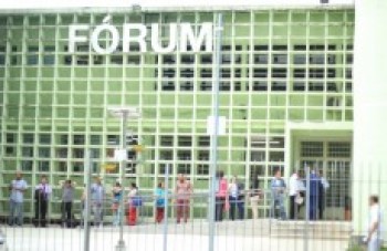 Menor suspeito de participar dos planos de ataques é ouvido