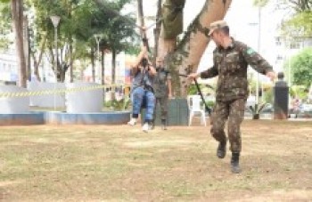 Ação do Exército na Praça João Pessoa agrada população