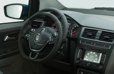 Fox recebe mais itens de série e adiciona cor branca à paleta