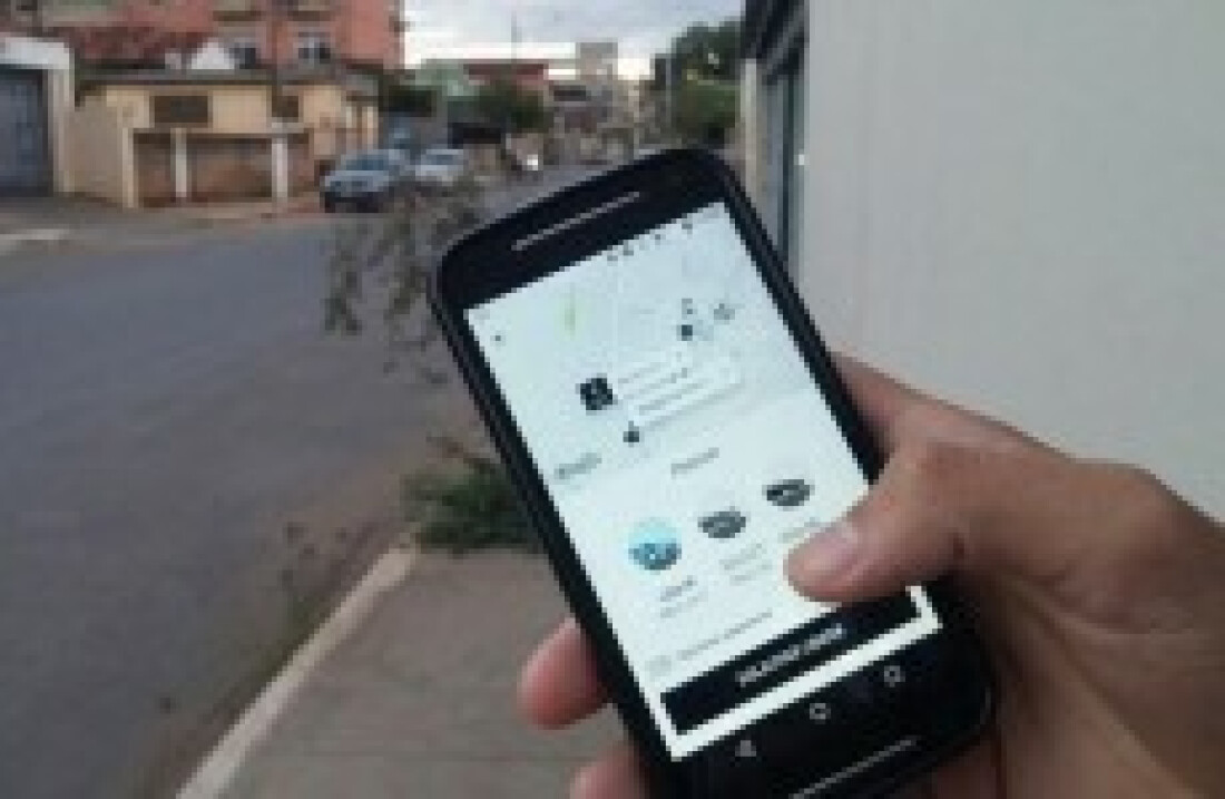 Secretário nega interesse das empresas no cadastramento