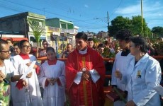 Paróquia em Itaquá acolhe e auxilia refugiados bolivianos