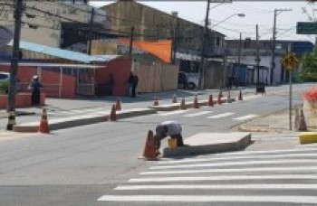 Obras na rua Doutor Deodato beneficiam segurança viária