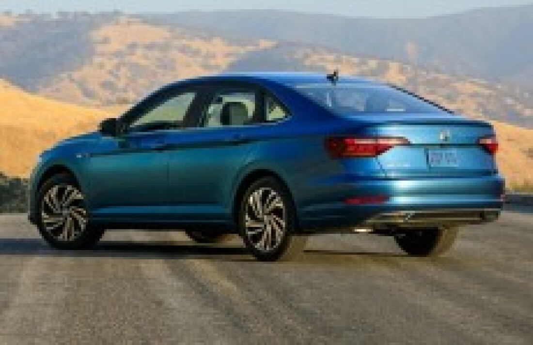 Tecnologia que vem no Jetta ultrapassa limite do segmento