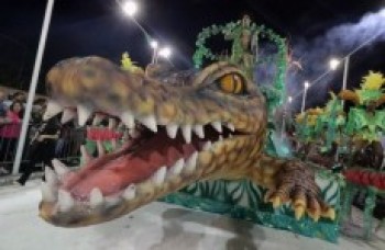 Vila Industrial é bicampeã do Carnaval