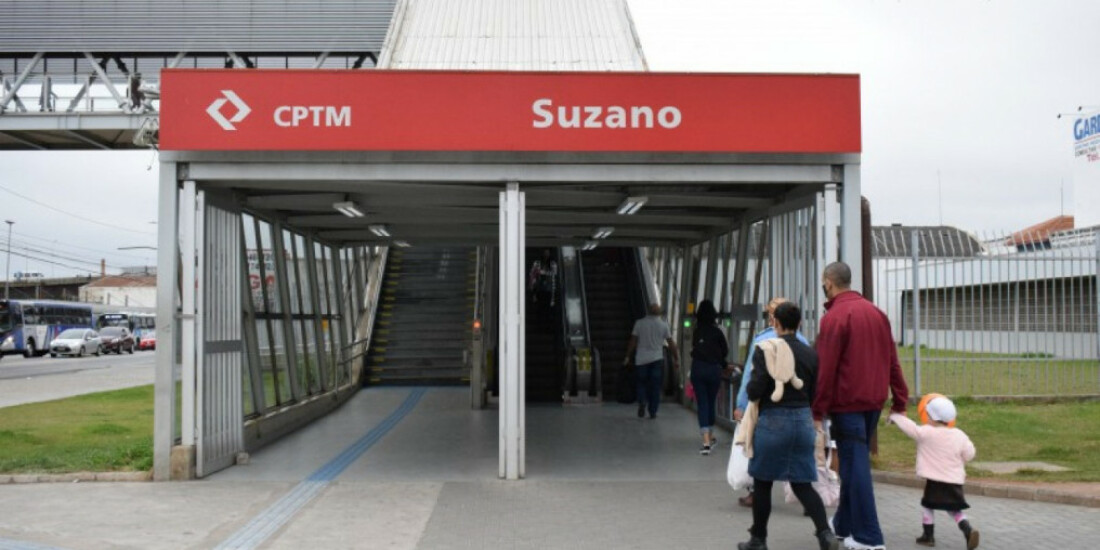 Estação Suzano da CPTM recebe Feira de Livros e Profissões