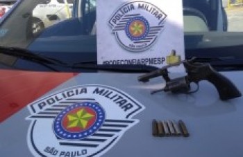 Trio é detido por roubo de carga