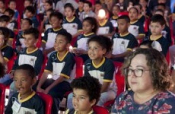 Fundo Social leva mais de 600 crianças ao Circo dos Sonhos