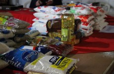 Peça beneficente do Fundo Social arrecada 230 quilos de alimentos