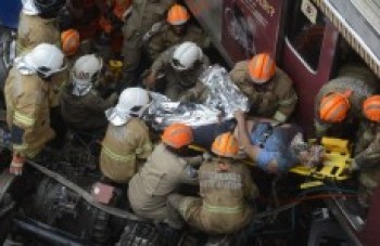 Maquinista morre em colisão de trens no RJ