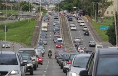 Frota de veículos em Itaquá aumenta 162% em dez anos