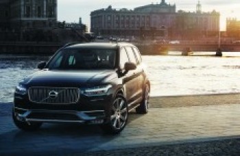 XC90 e 300C desembarcam no Brasil