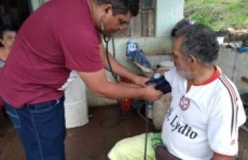 Saúde realiza atendimento em visitas domiciliares