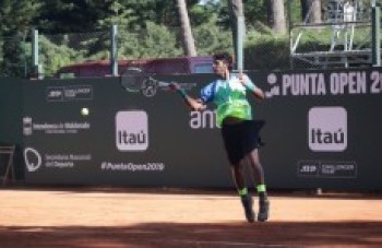 Feijão retoma treinamento no Brasil