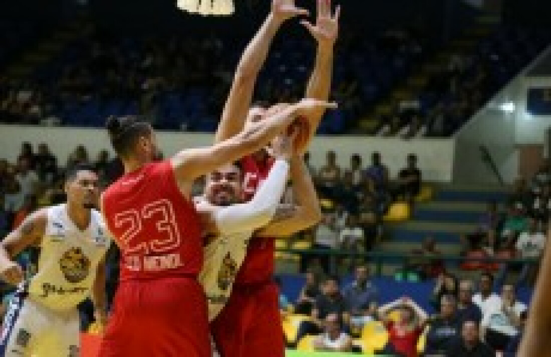 Mogi/Helbor perde para Paulistano