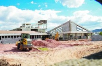 Obras do fórum deverão ser paralisadas