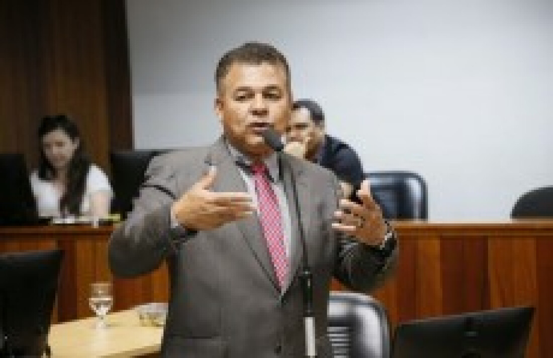 Confusão com IPTU segue como principal assunto na câmara