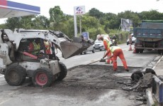 Rua Regina Mendonça é restaurada