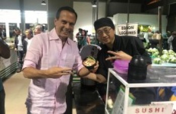 Doria faz caminhada em feira de Mogi das Cruzes