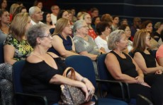 Unai abre ano letivo de cursos direcionados à terceira idade