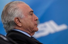 Michel Temer quer paz para domingo de eleição