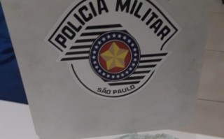 Motorista é detido com R$ 12 mil