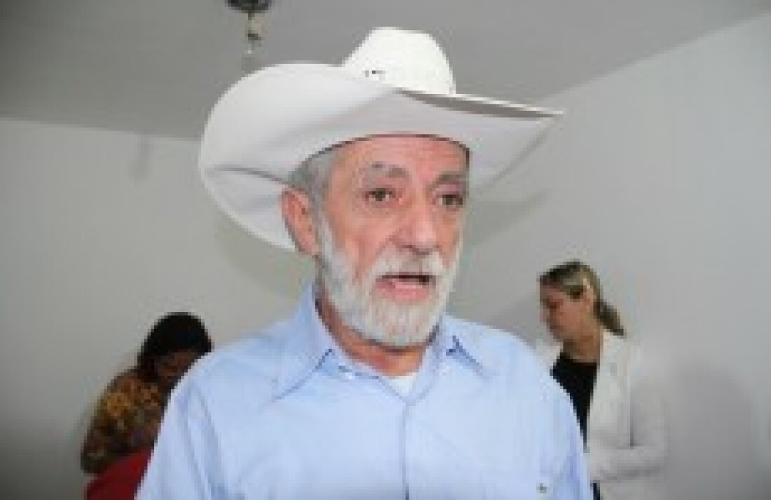 Prefeitos declaram apoio a candidatos à Presidência