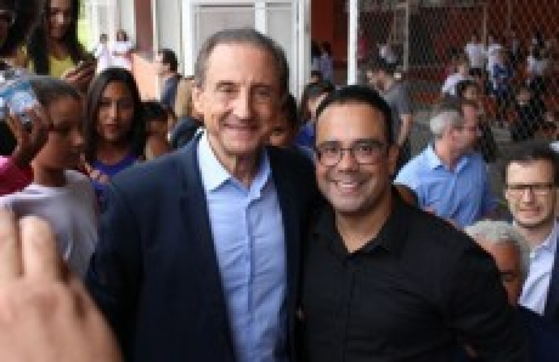 Educador reivindica unidade do Sesi durante encontro com Paulo Skaf