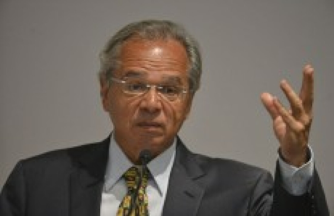 Reforma economizará R$ 1 tri, avisa Guedes
