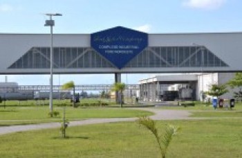 Ford concede férias para 6.800