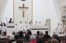 Padre recebe homenagem da prefeitura em missa