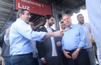 Expresso Leste faz viagem inaugural