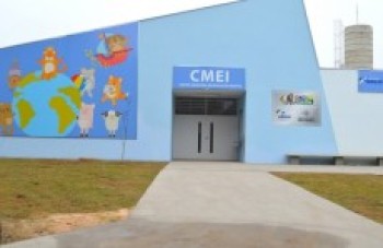 Educação propõe abertura de creche durante recesso