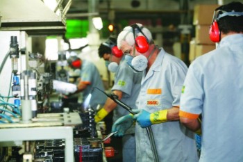 Geração de vagas de trabalho em 2014 foi a pior desde 1999