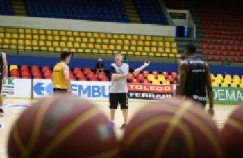 Mogi/Helbor estreia em casa contra o Pinheiros