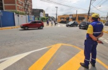 Cruzamento no distrito de Cezar de Souza tem alteração de trânsito