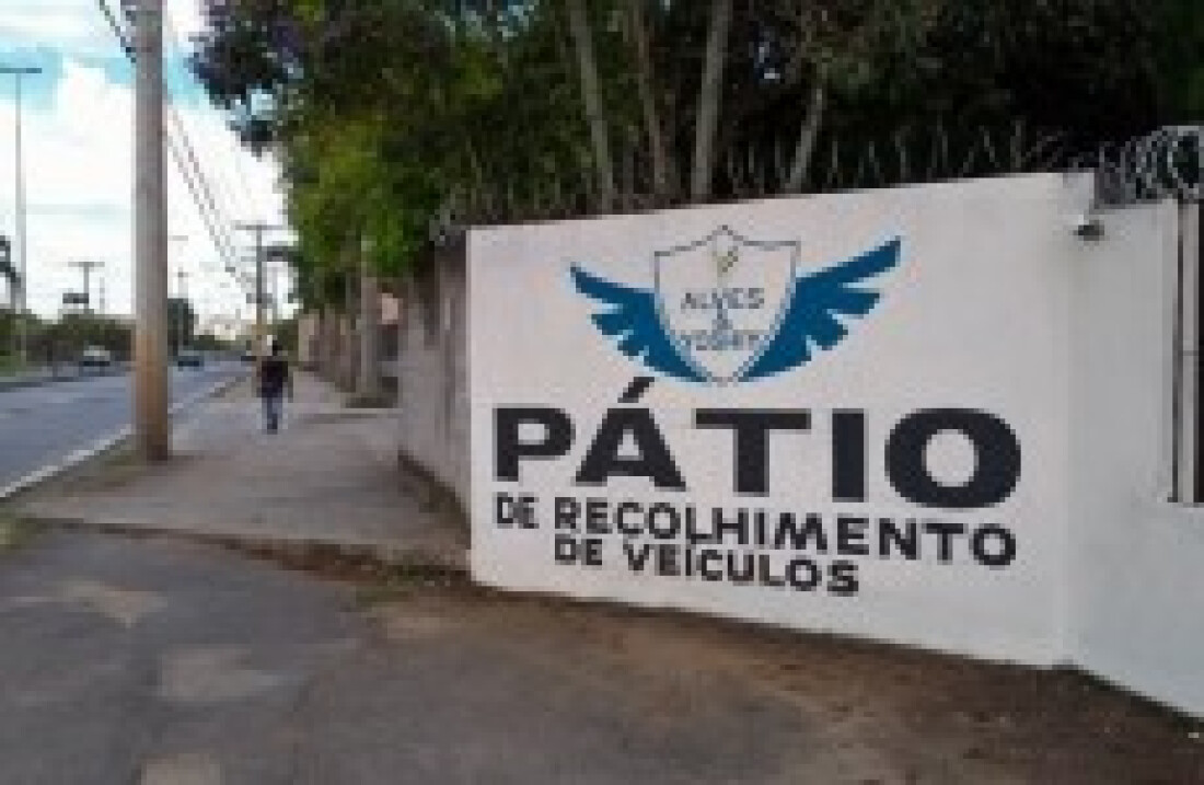 Empresa assume remoção e guarda de carros em Cezar