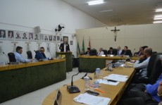 Câmara derruba vetos do Executivo durante sessão