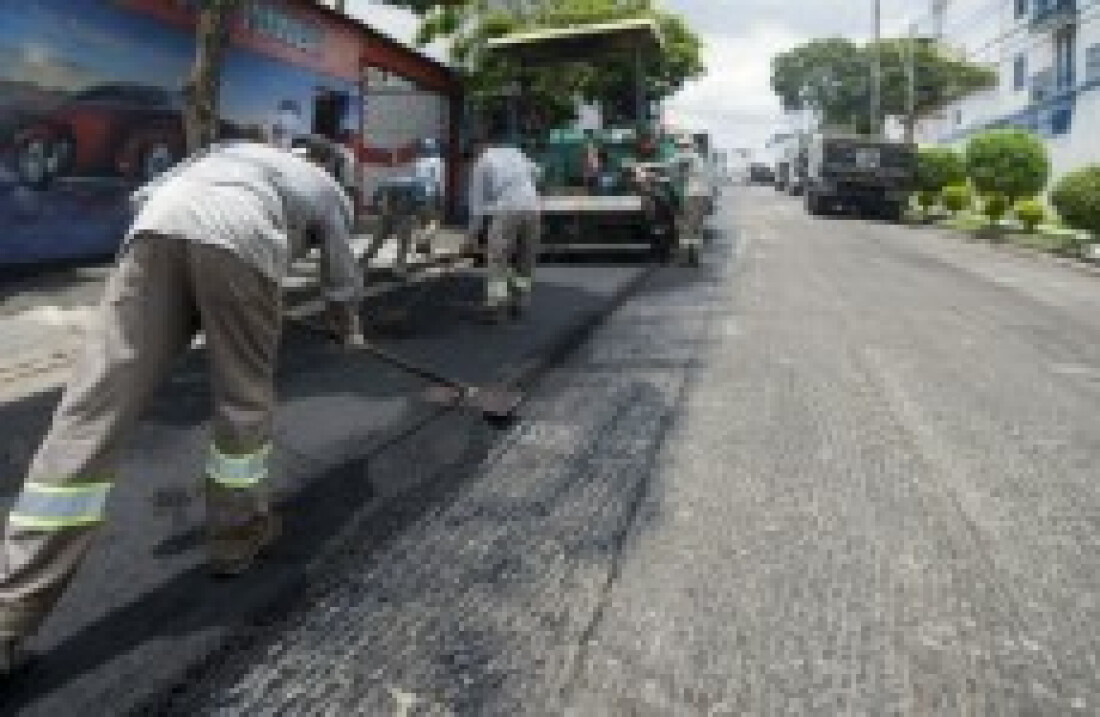 Gaspar Conqueiro recebe capa asfáltica
