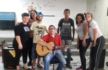 Inclusão no mercado de trabalho é tema de projeto