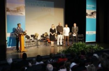 Projeto Memória Viva presta homenagem aos educadores