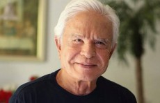 Cid Moreira divide suas visões acerca do envelhecimento