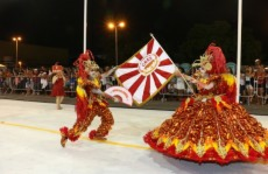 Escolas de samba cumprem etapas para garantir repasses