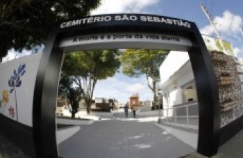 Cemitérios de Suzano devem receber 45 mil visitantes