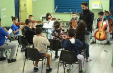Escola de Suzano tem projeto musical para a comunidade