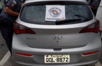 Três veículos são recuperados em Itaquá