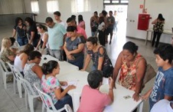 Amoa entrega senhas para aprendizes